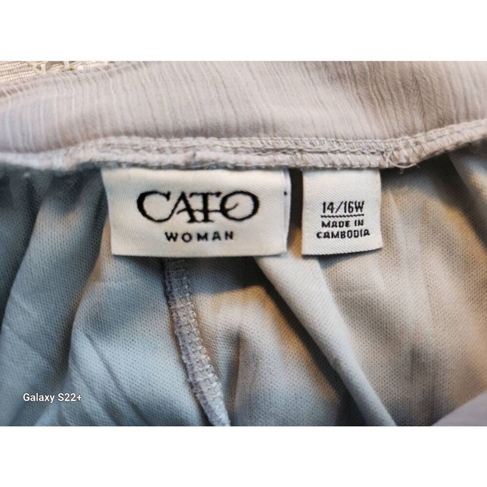 f2 Cato Woman's green pattern blouse - Picture 10 of 12